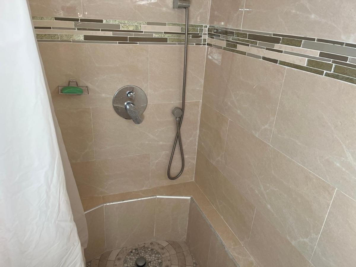 St Bess Comfort Style Black River Εξωτερικό φωτογραφία