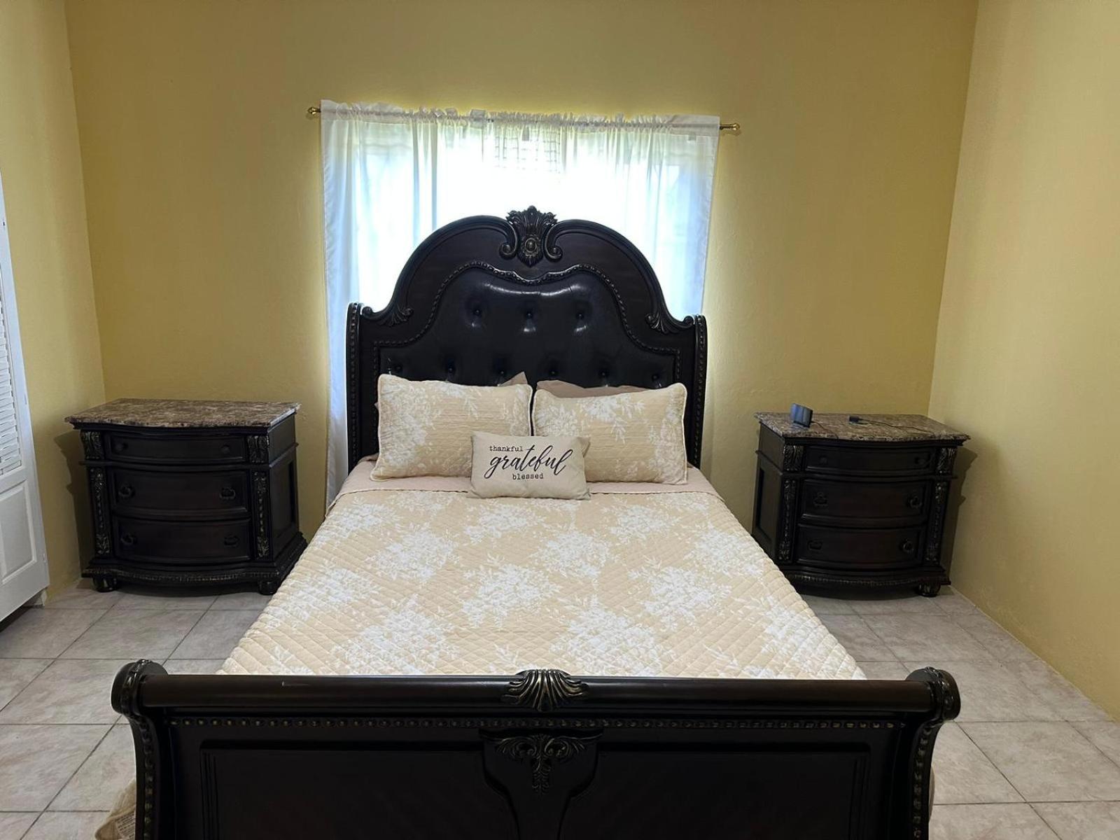 St Bess Comfort Style Black River Εξωτερικό φωτογραφία